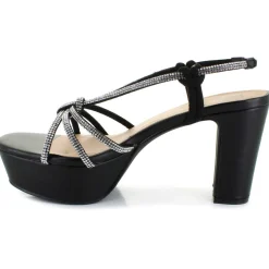 Daisy Fuentes Daniela