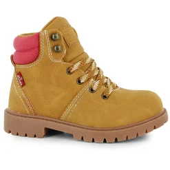Levi's Scarlett Trek