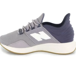New Balance Fresh Foam Roav
