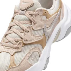 Nike AL8