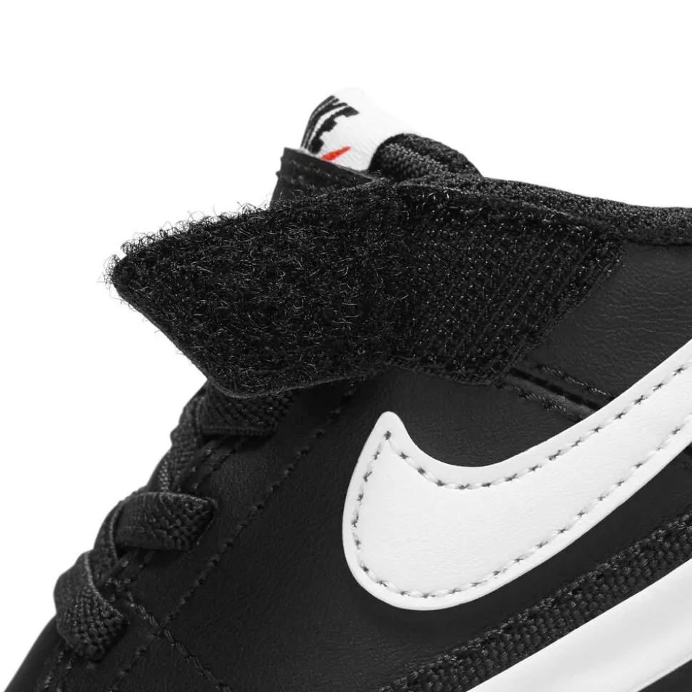 Nike Court Legacy