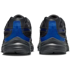 Nike Initiator