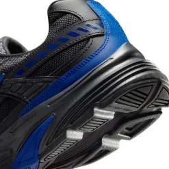 Nike Initiator