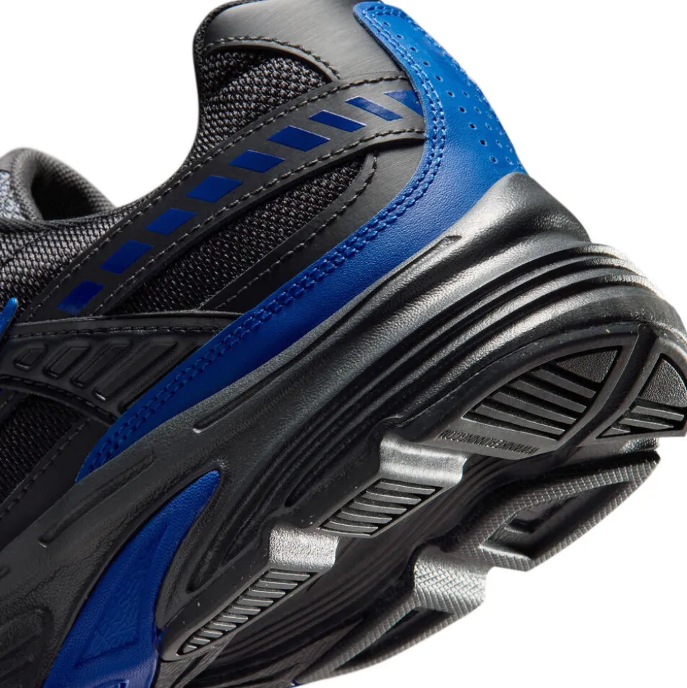 Nike Initiator