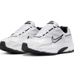 Nike Initiator