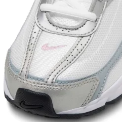 Nike Initiator