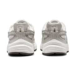 Nike Initiator