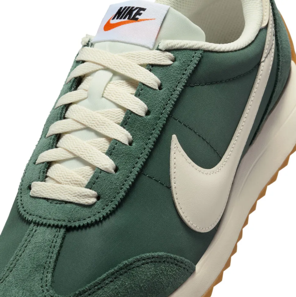 Nike Pacific