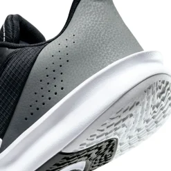 Nike Precision 7