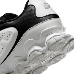 Nike Reax 8 LTR