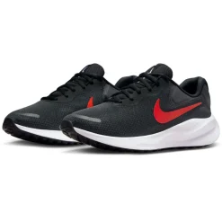 Nike Revolution 7