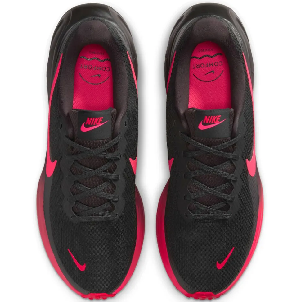 Nike Revolution 8