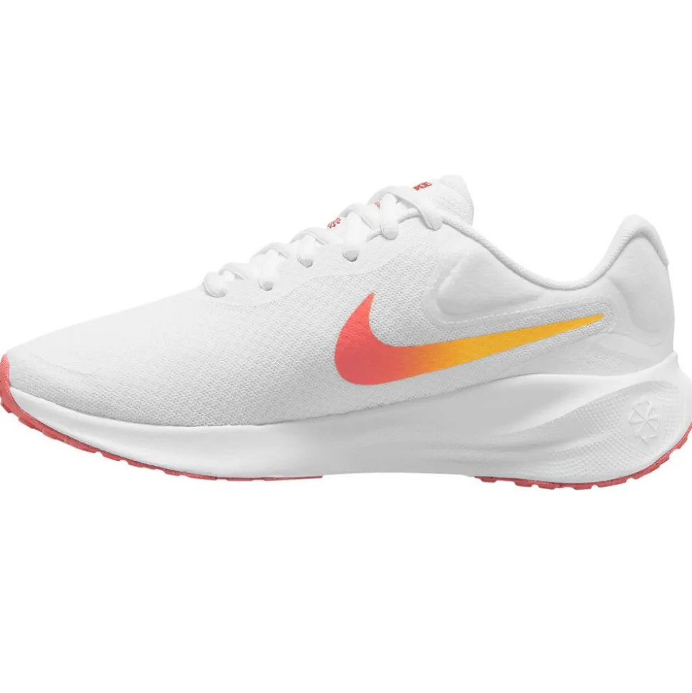 Nike Revolution 7