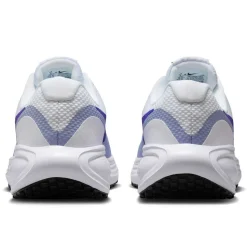 Nike Revolution 8