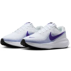 Nike Revolution 8
