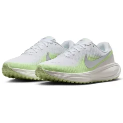 Nike Revolution 8