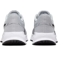 Nike Run Defy
