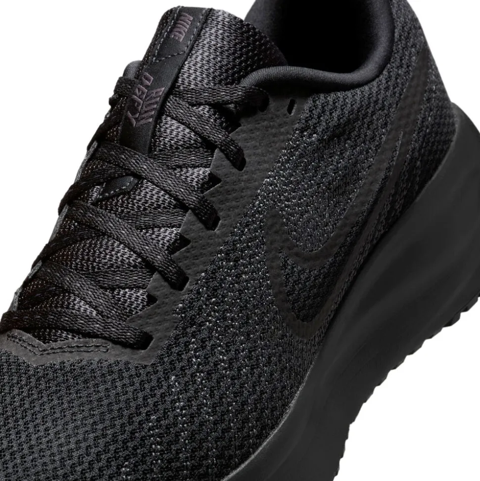 Nike Run Defy