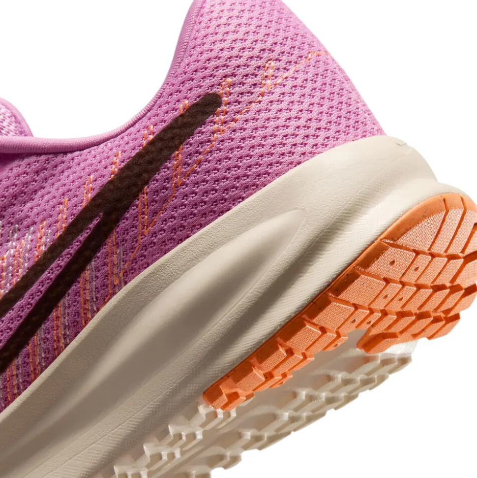 Nike Run Defy