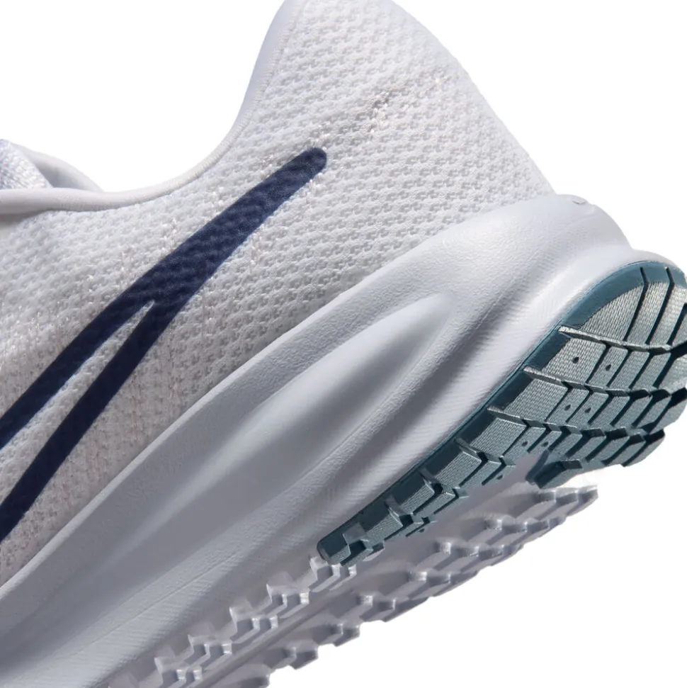 Nike Run Defy