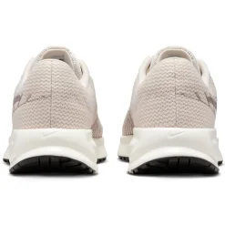 Nike Run Defy