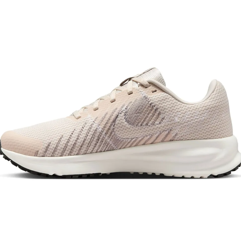 Nike Run Defy