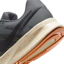 Nike Run Swift 3
