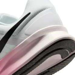 Nike Run Swift 3