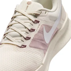 Nike Run Swift 3