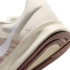 Nike Run Swift 3