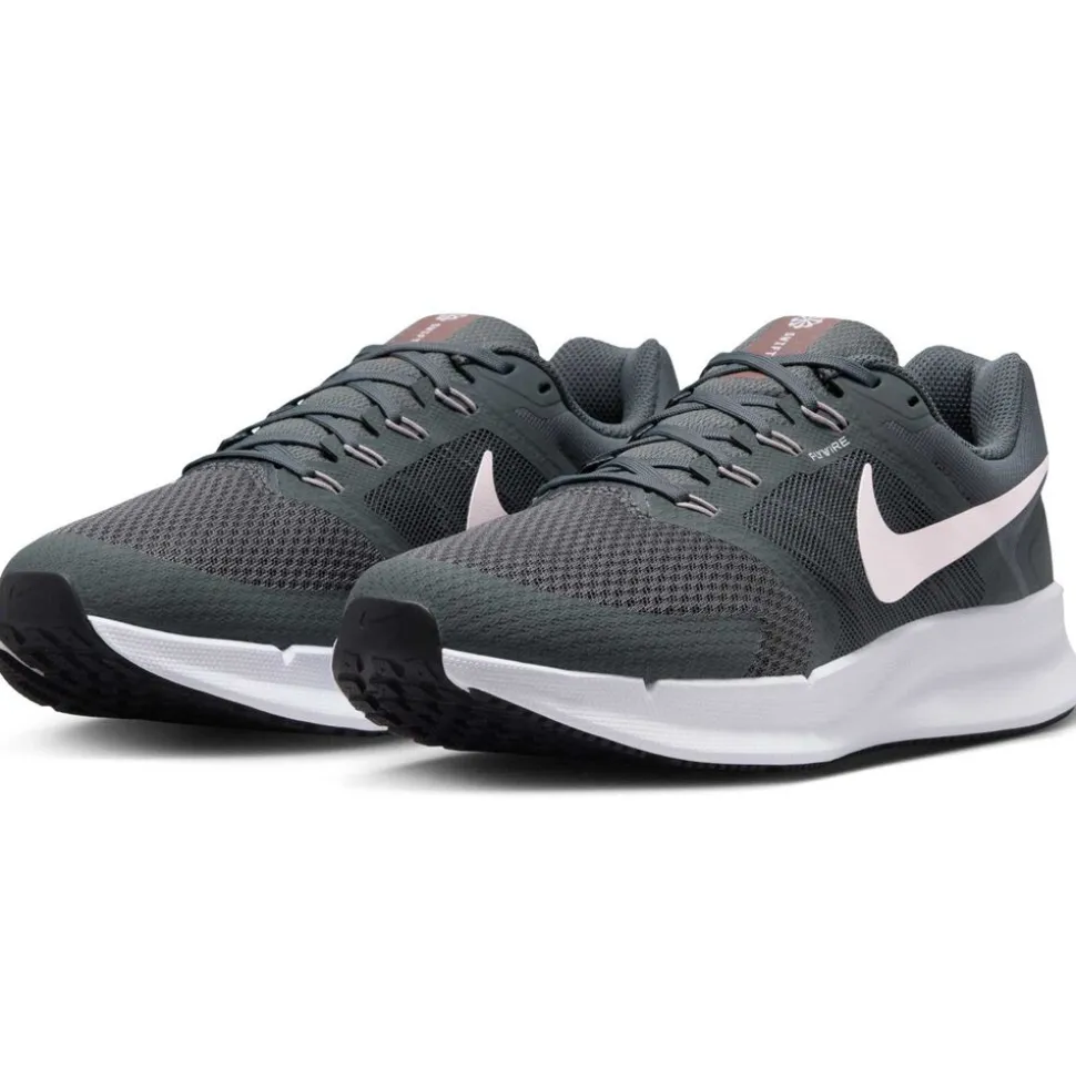 Nike Run Swift 3
