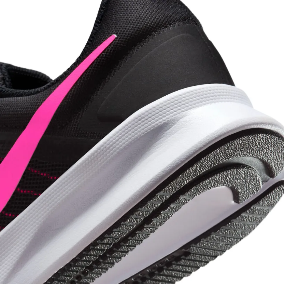 Nike Run Swift 3