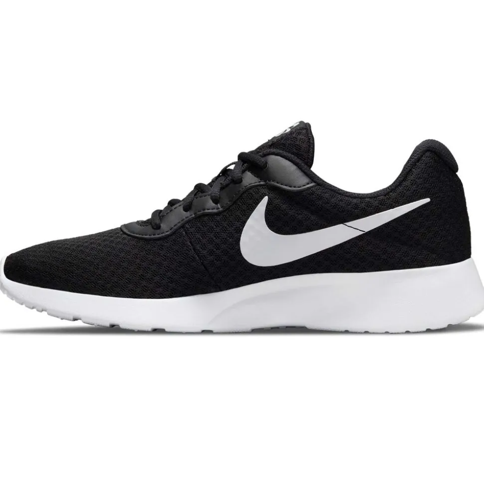 Nike Tanjun