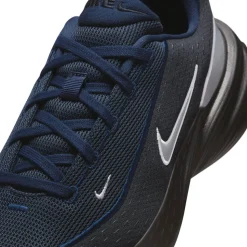 Nike Uplift SC
