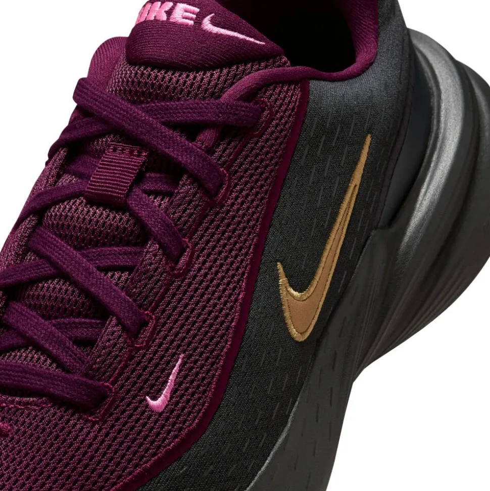 Nike Uplift SC