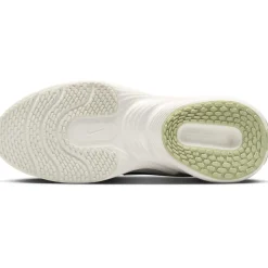 Nike Uplift SC