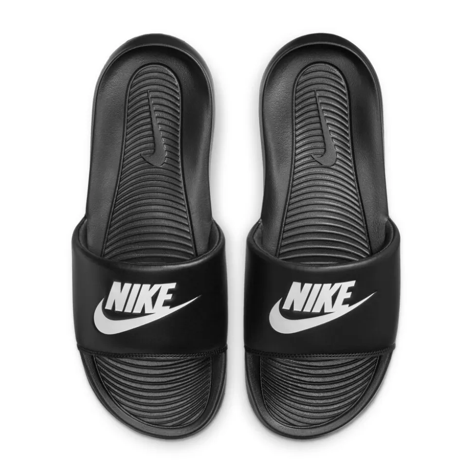 Nike Victori One