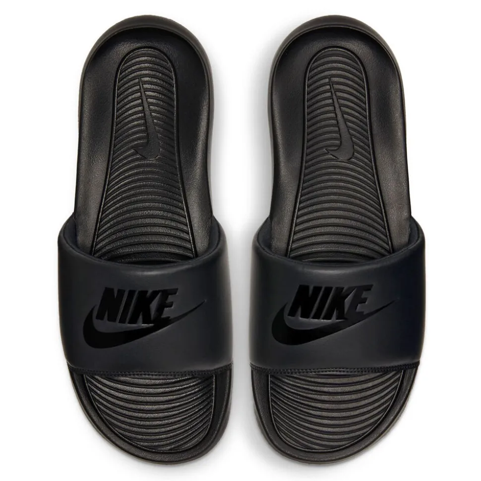 Nike Victori One