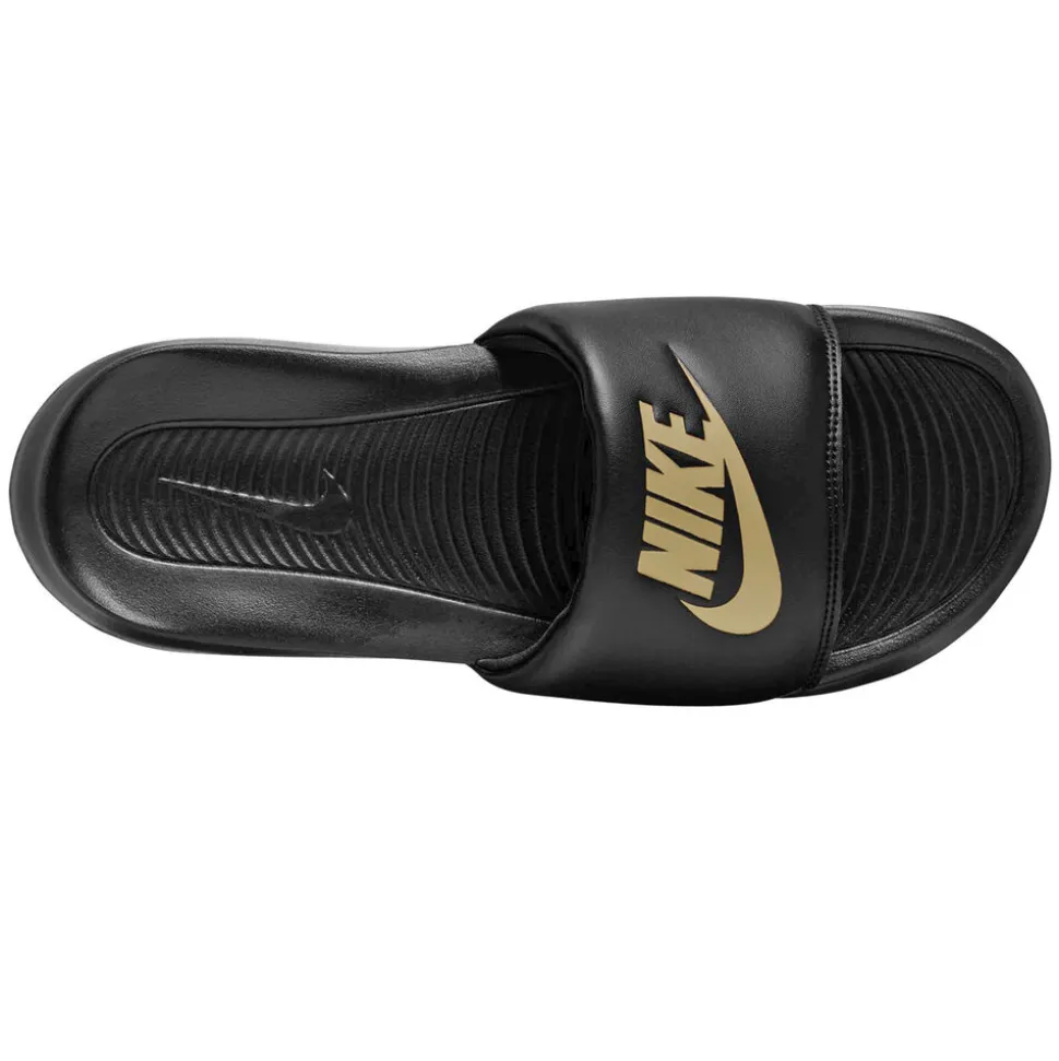 Nike Victori One