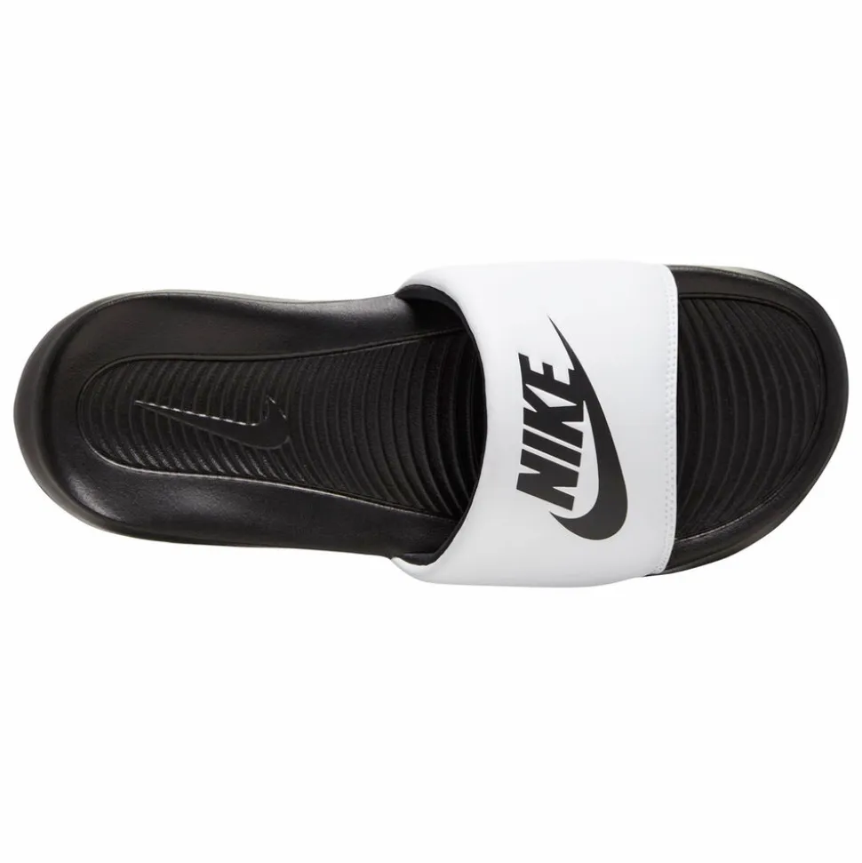 Nike Victori One