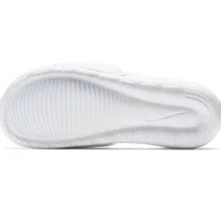 Nike Victori One