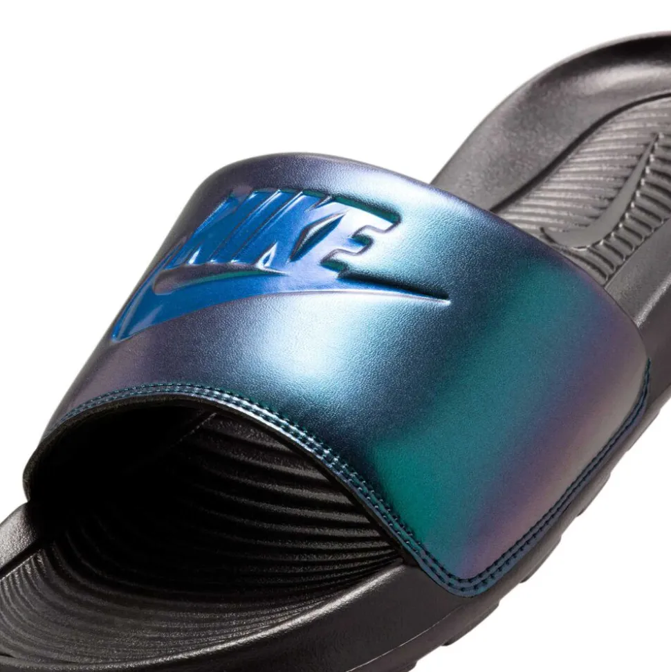 Nike Victori One