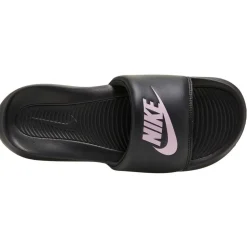 Nike Victori One