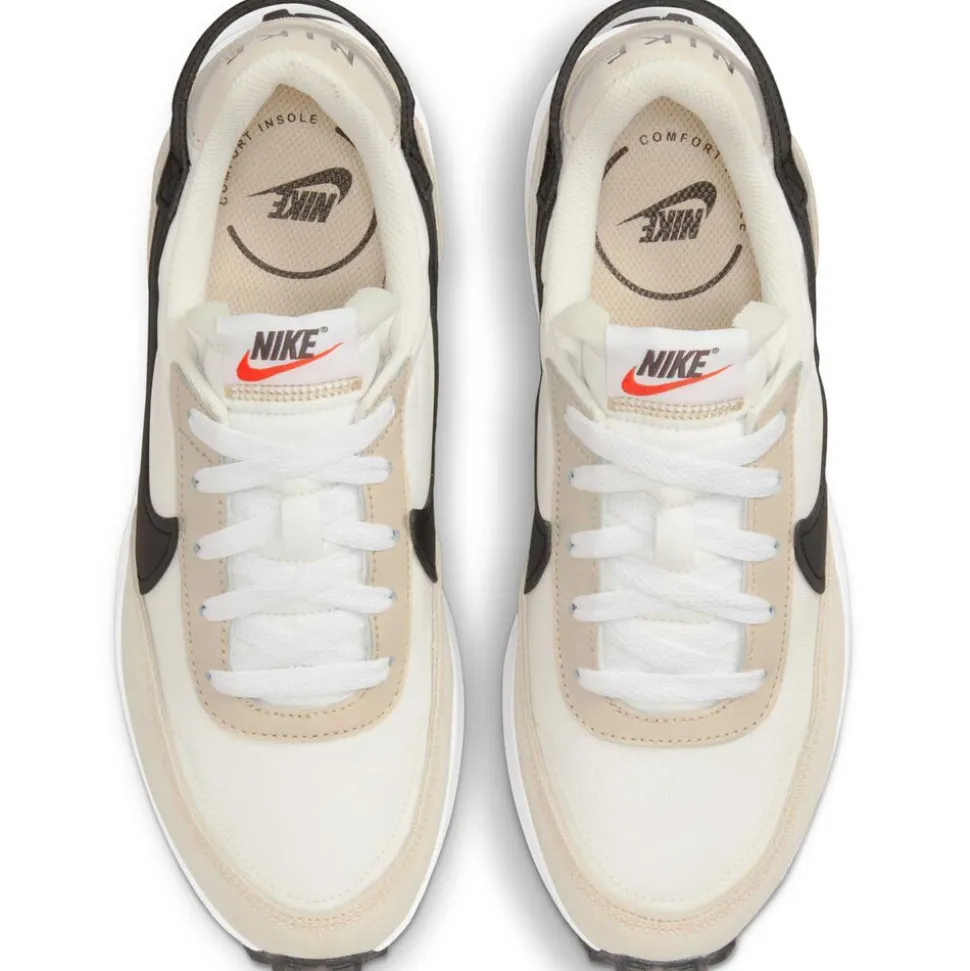 Nike Waffle Debut